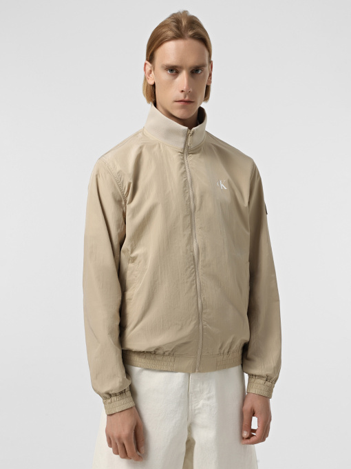 Демисезонная куртка Calvin Klein Jeans модель J30J327373-PF0 Фото