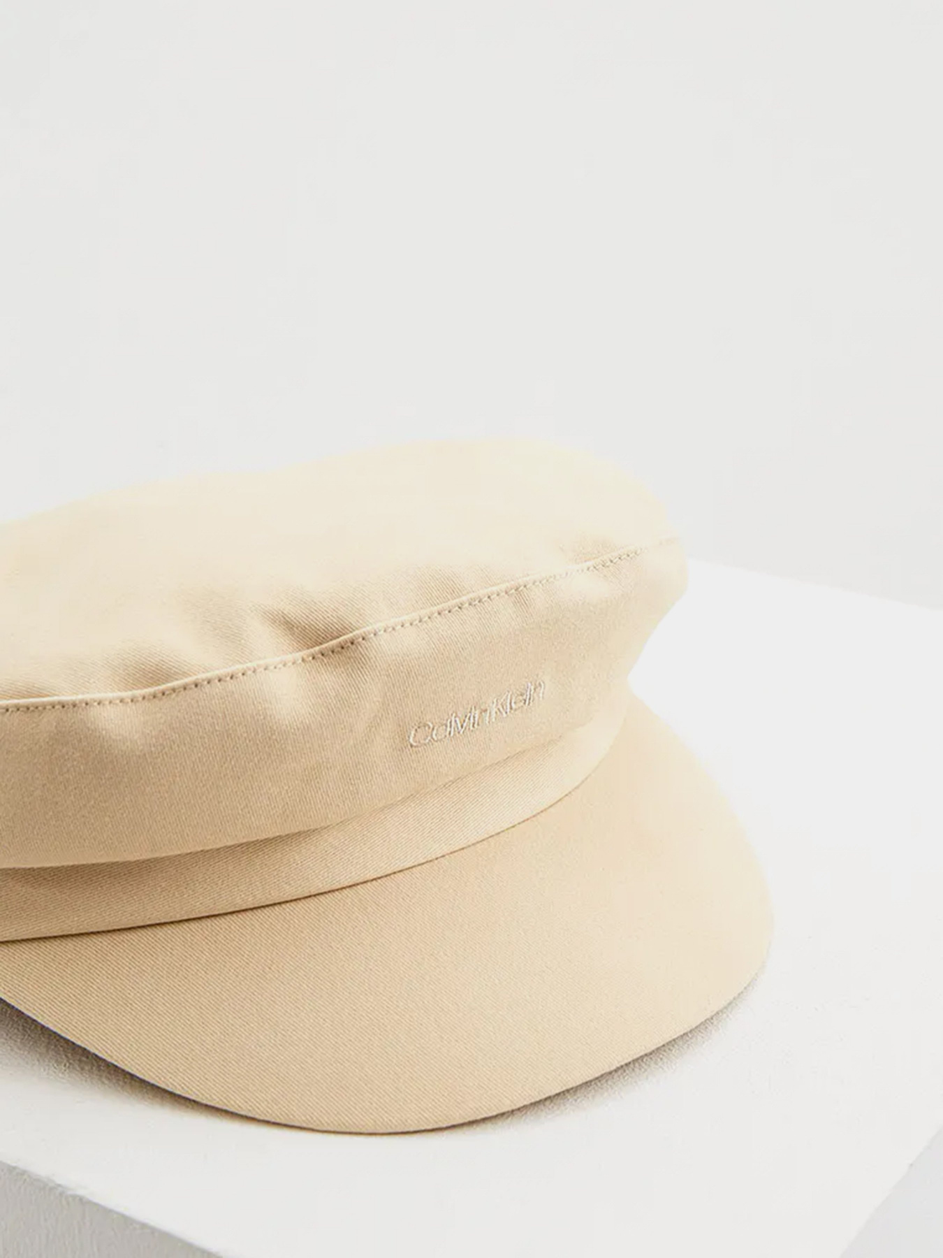 Шапка Calvin Klein Jeans модель K60K606729_VHB0 Фото