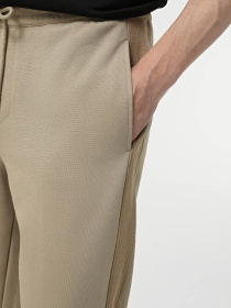 Джоггеры Calvin Klein Jeans модель J30J327243-HI0 Фото