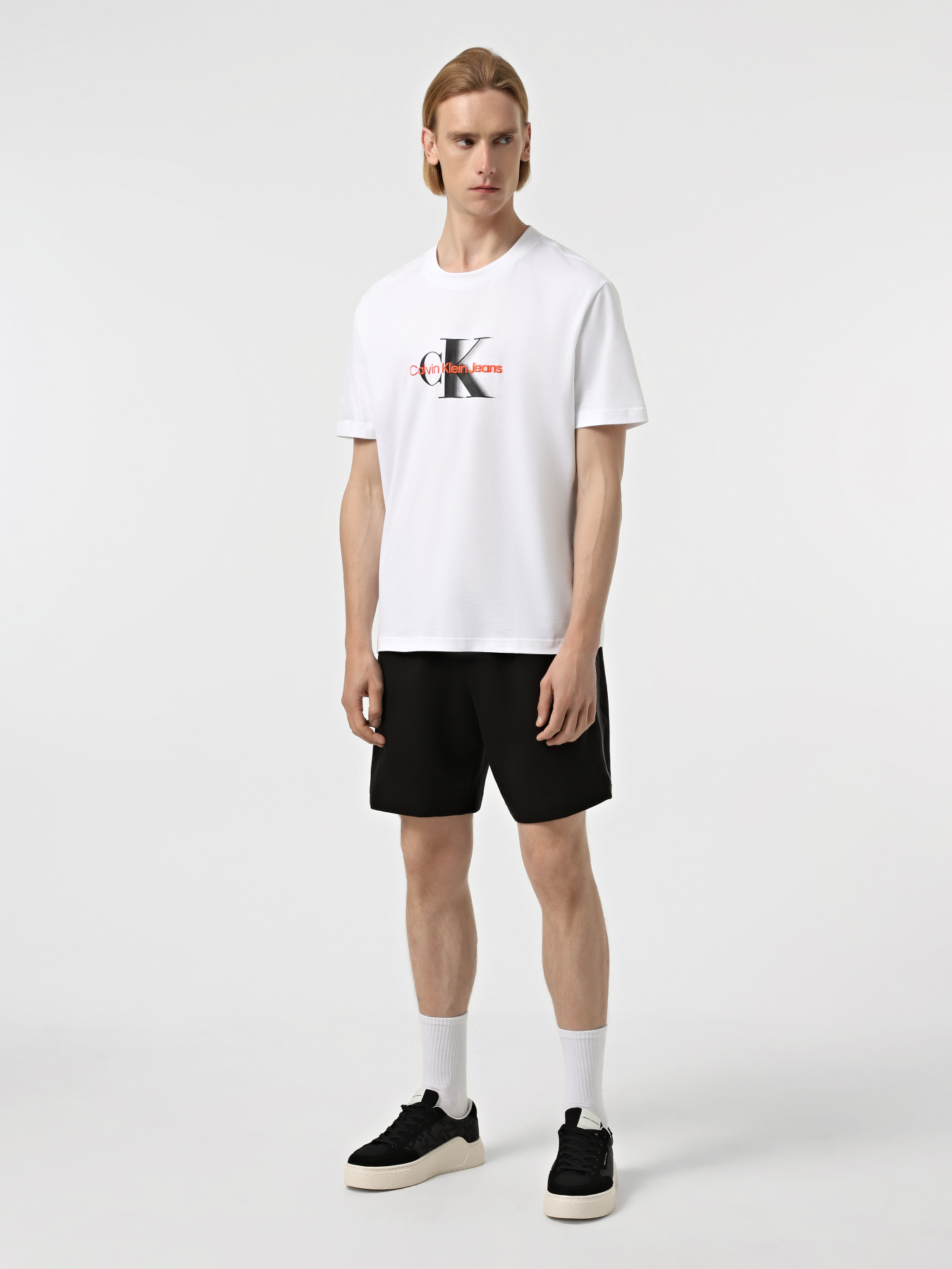 Шорты Calvin Klein Jeans модель J30J327246-BEH Шорты Calvin Klein Jeans модель J30J327246-BEH Фото