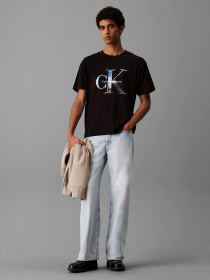 Футболка Calvin Klein Jeans модель J30J327483-BEH Футболка Calvin Klein Jeans модель J30J327483-BEH Фото