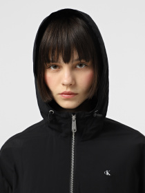 Вітровка Calvin Klein Jeans модель J20J225210-BEH Фото