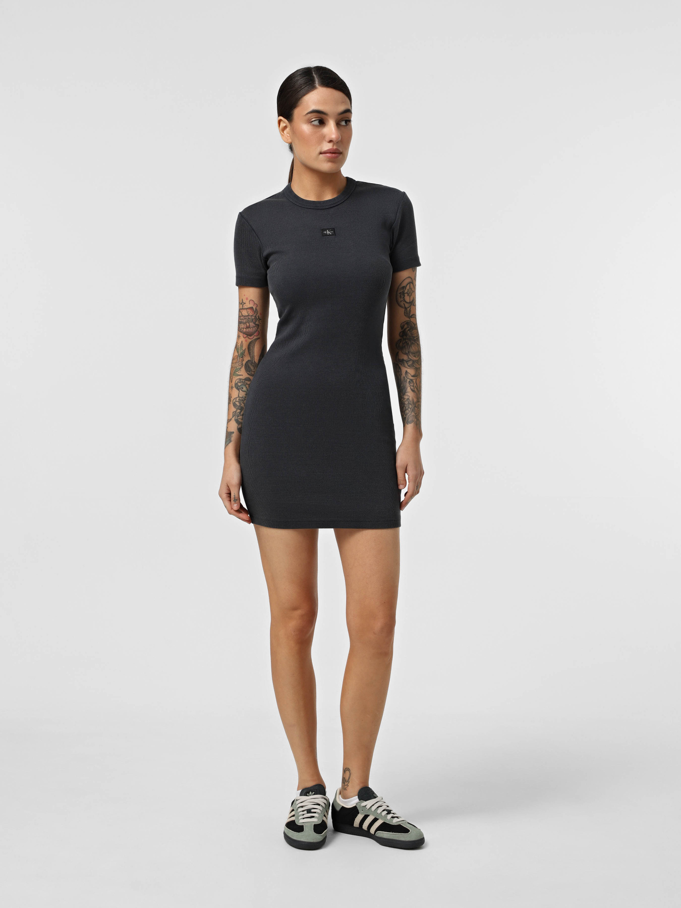 Платье-футболка Calvin Klein Jeans модель J20J225265-PT2 Фото