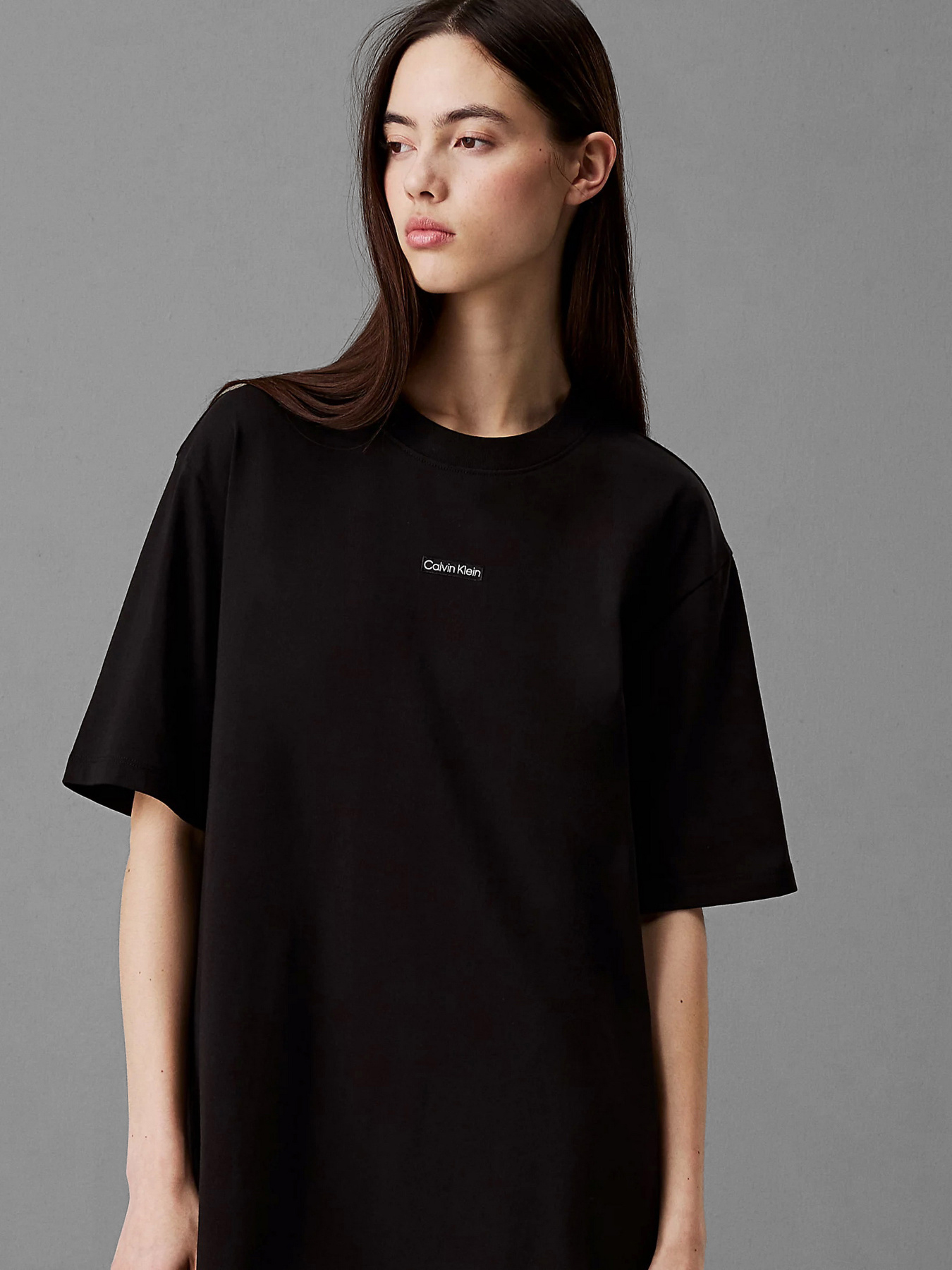 Платье-футболка Calvin Klein Jeans модель J20J225289-BEH Фото