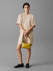 Платье-футболка Calvin Klein Jeans модель J20J225289-PF0 Фото