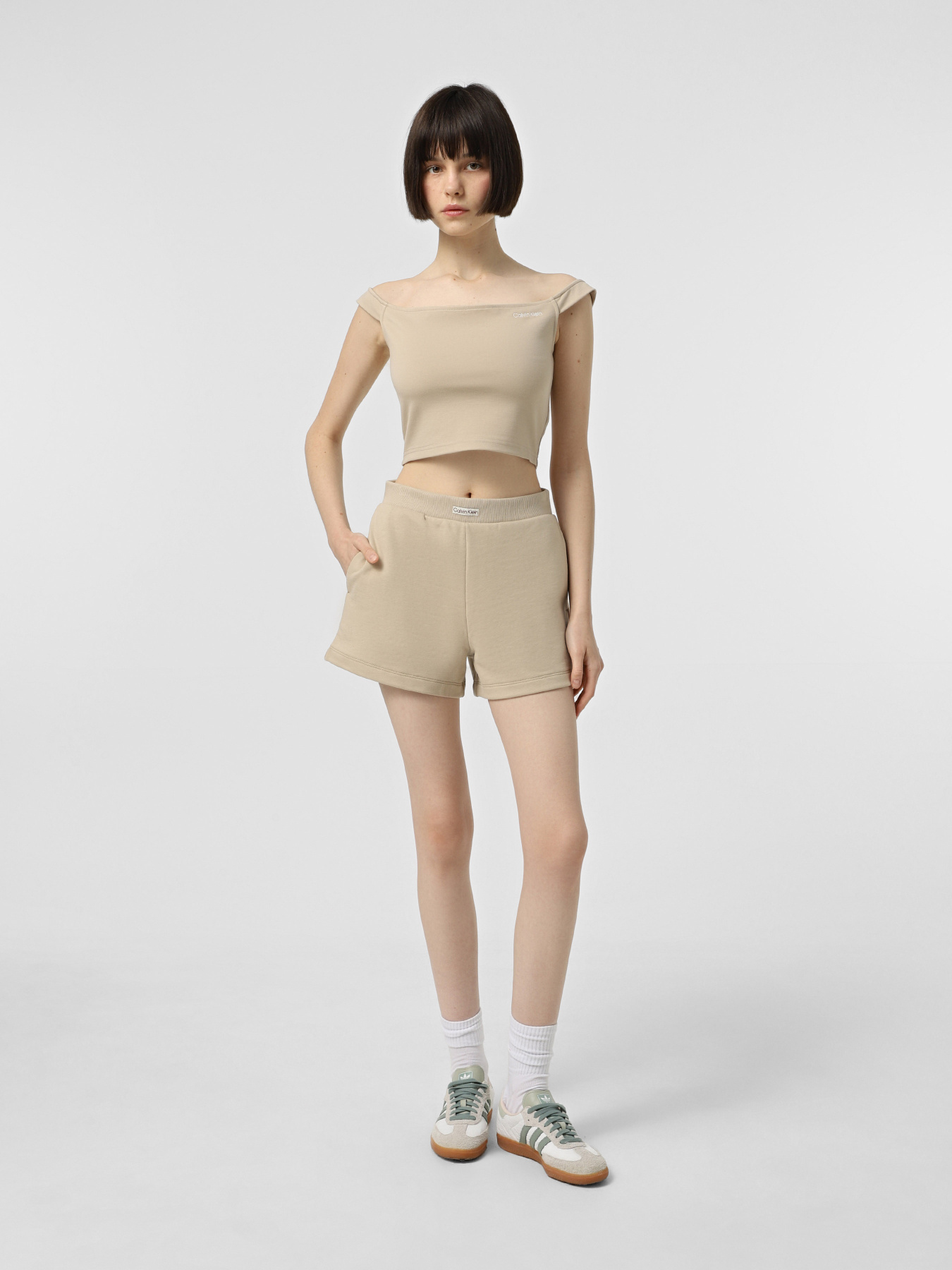 Топ Calvin Klein Jeans модель J20J225542-PF0 Фото