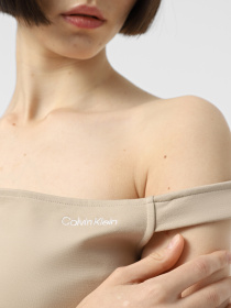 Топ Calvin Klein Jeans модель J20J225542-PF0 Фото