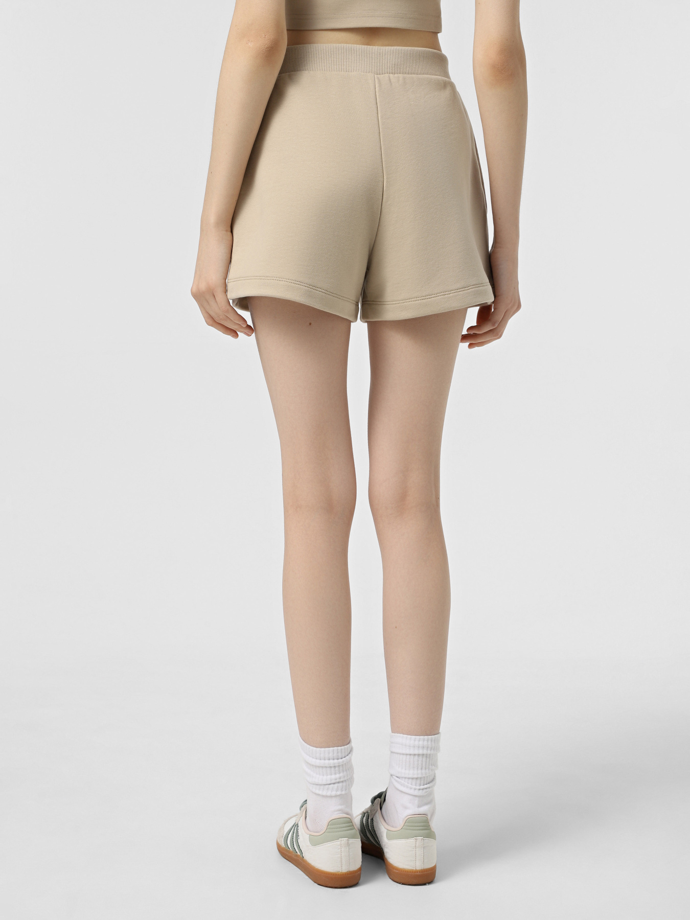 Повсякденні шорти Calvin Klein Jeans модель J20J225525-PF0 Фото