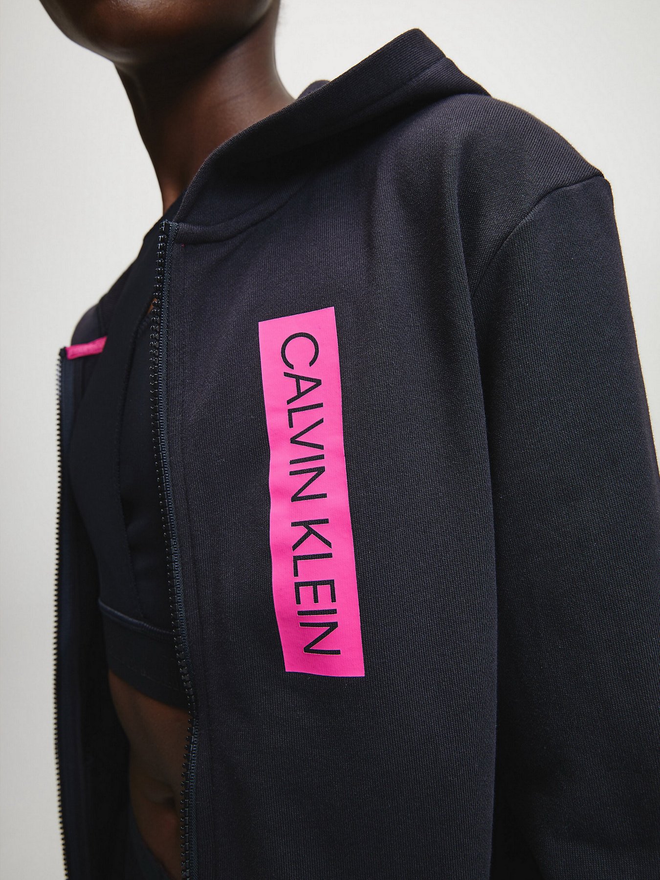 Спортивная кофта Calvin Klein модель 00GWT0J460-007 Фото