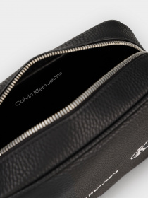 Кросс-боди Calvin Klein модель K60K608939_BDS Фото