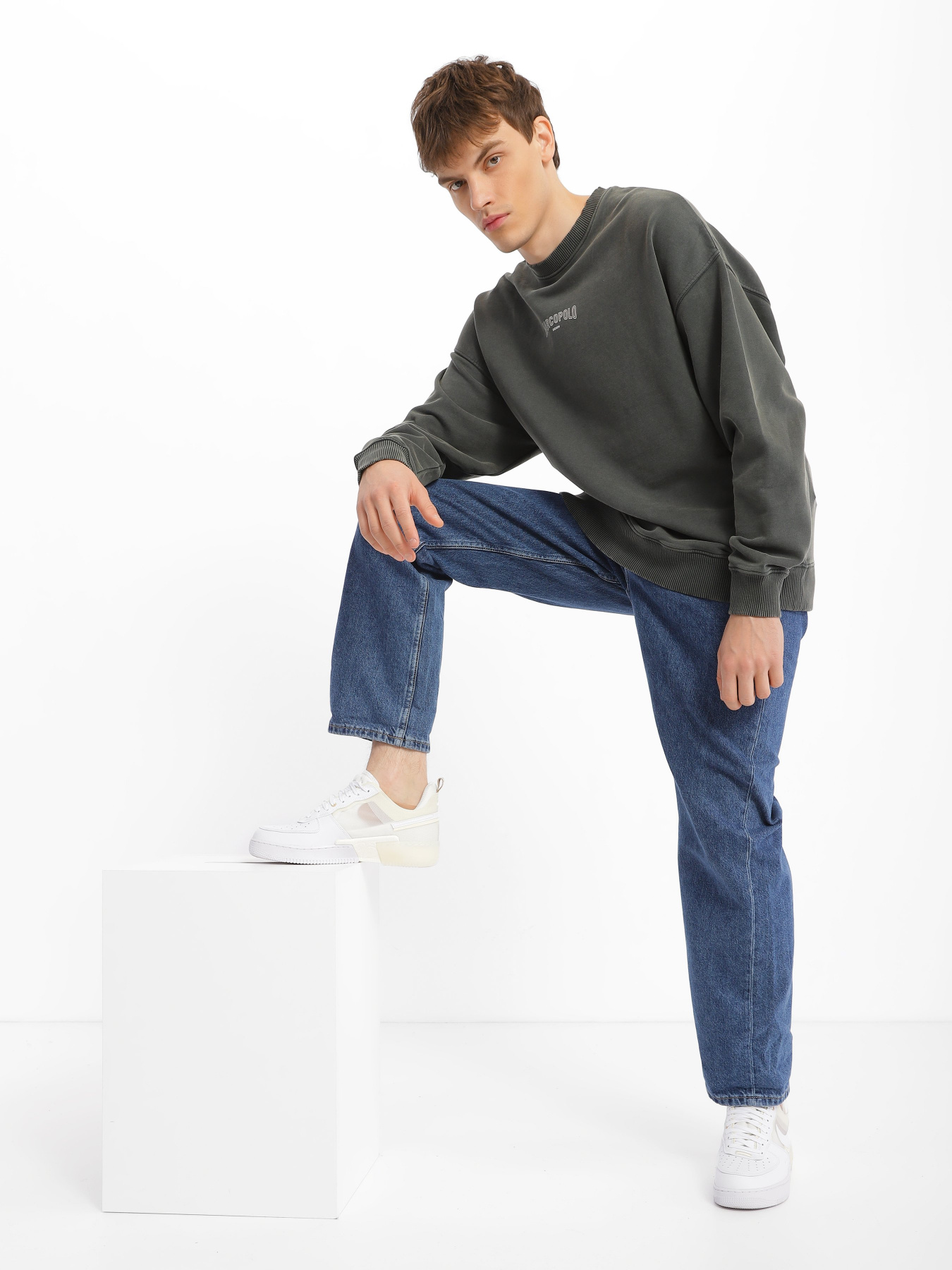 Прямые джинсы Calvin Klein модель J30J320447_1A4 Фото