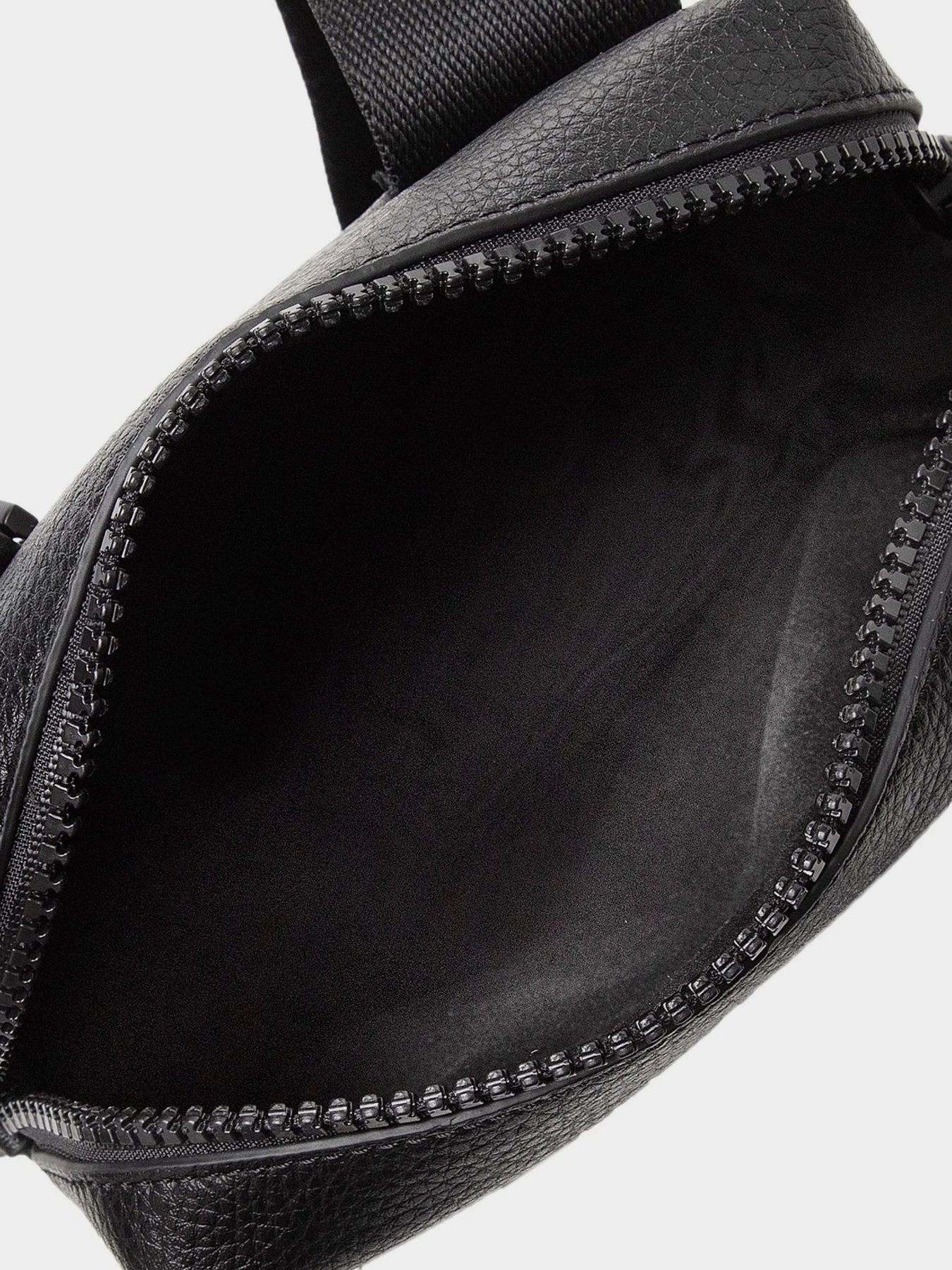 Мессенджер Calvin Klein модель K50K508695-BAX Фото