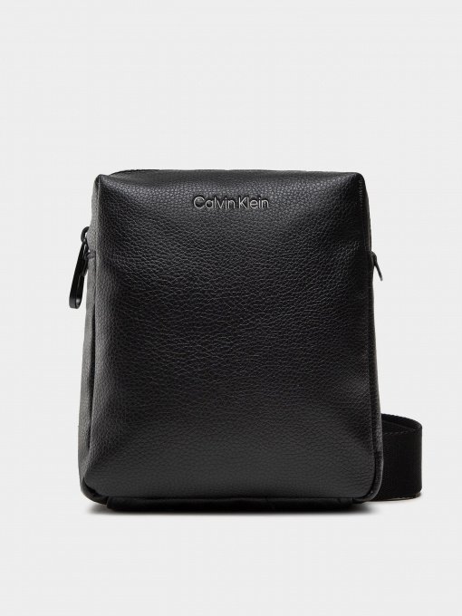 Мессенджер Calvin Klein модель K50K508695-BAX Фото