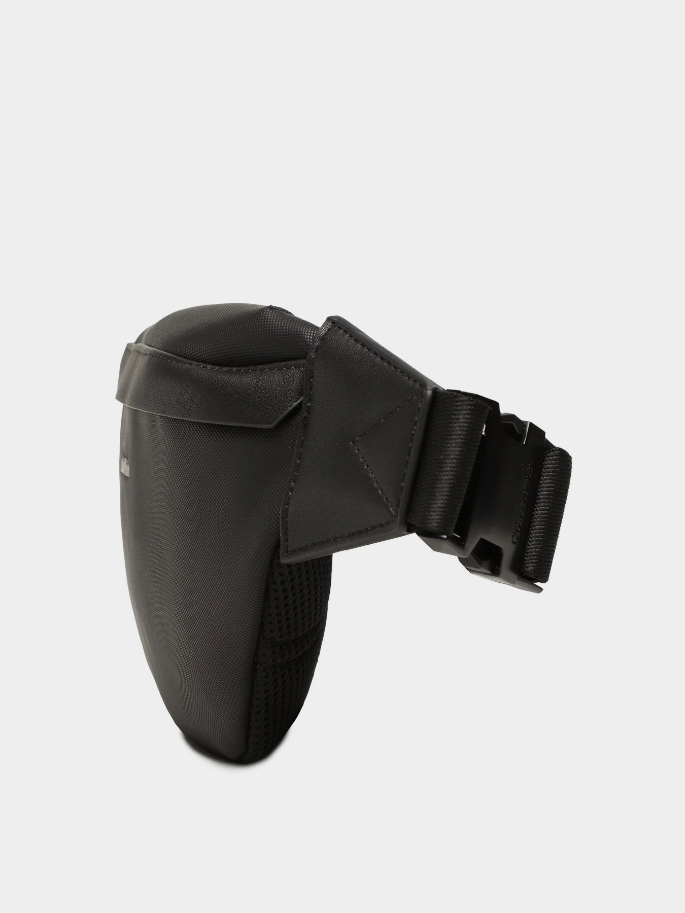 Поясна сумка Calvin Klein Ck Must Pique Waistbag модель K50K510268-BAX Фото