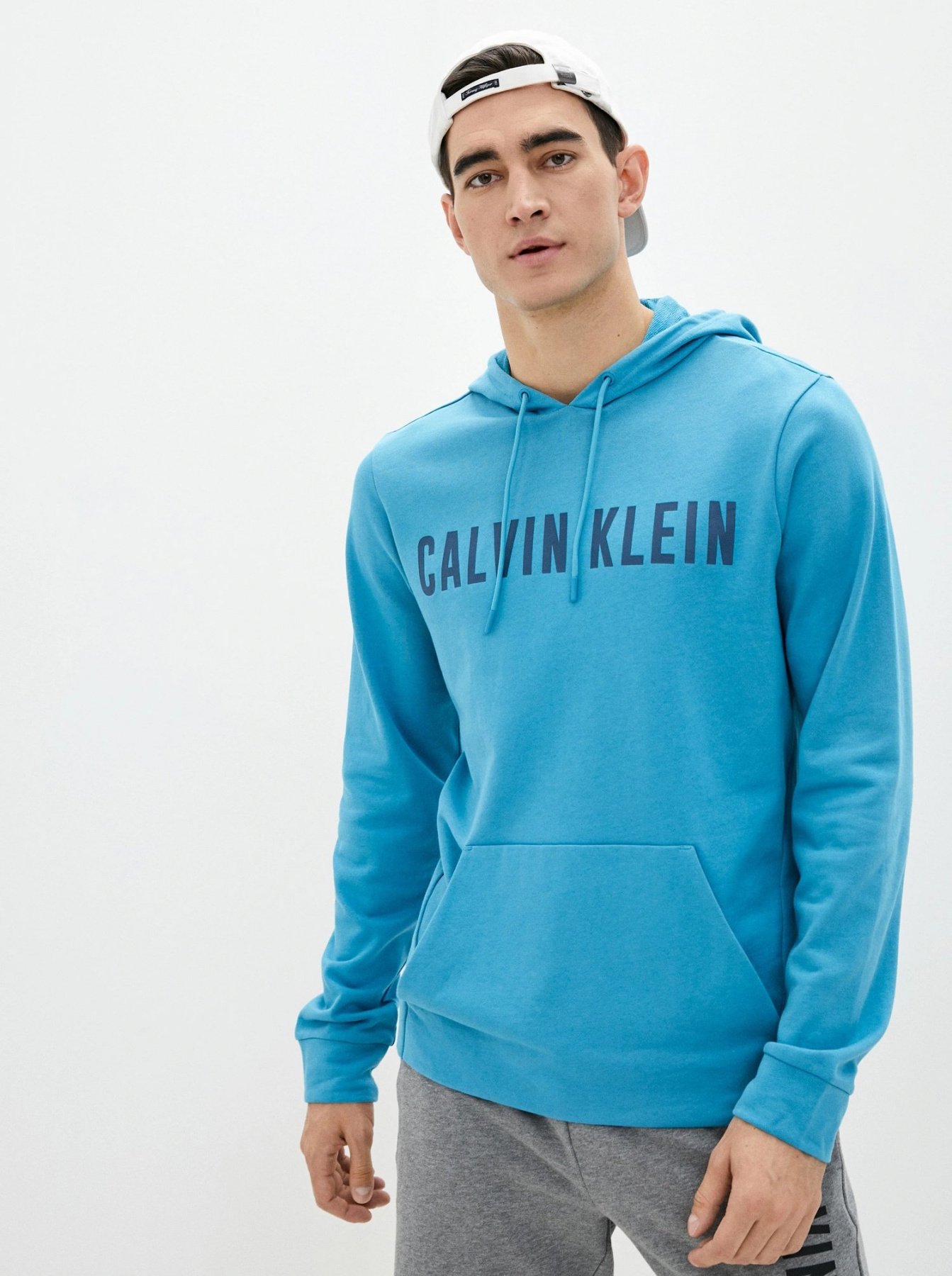 Худи Calvin Klein модель 00GMS0W381-491 Худи Calvin Klein модель 00GMS0W381-491 Фото