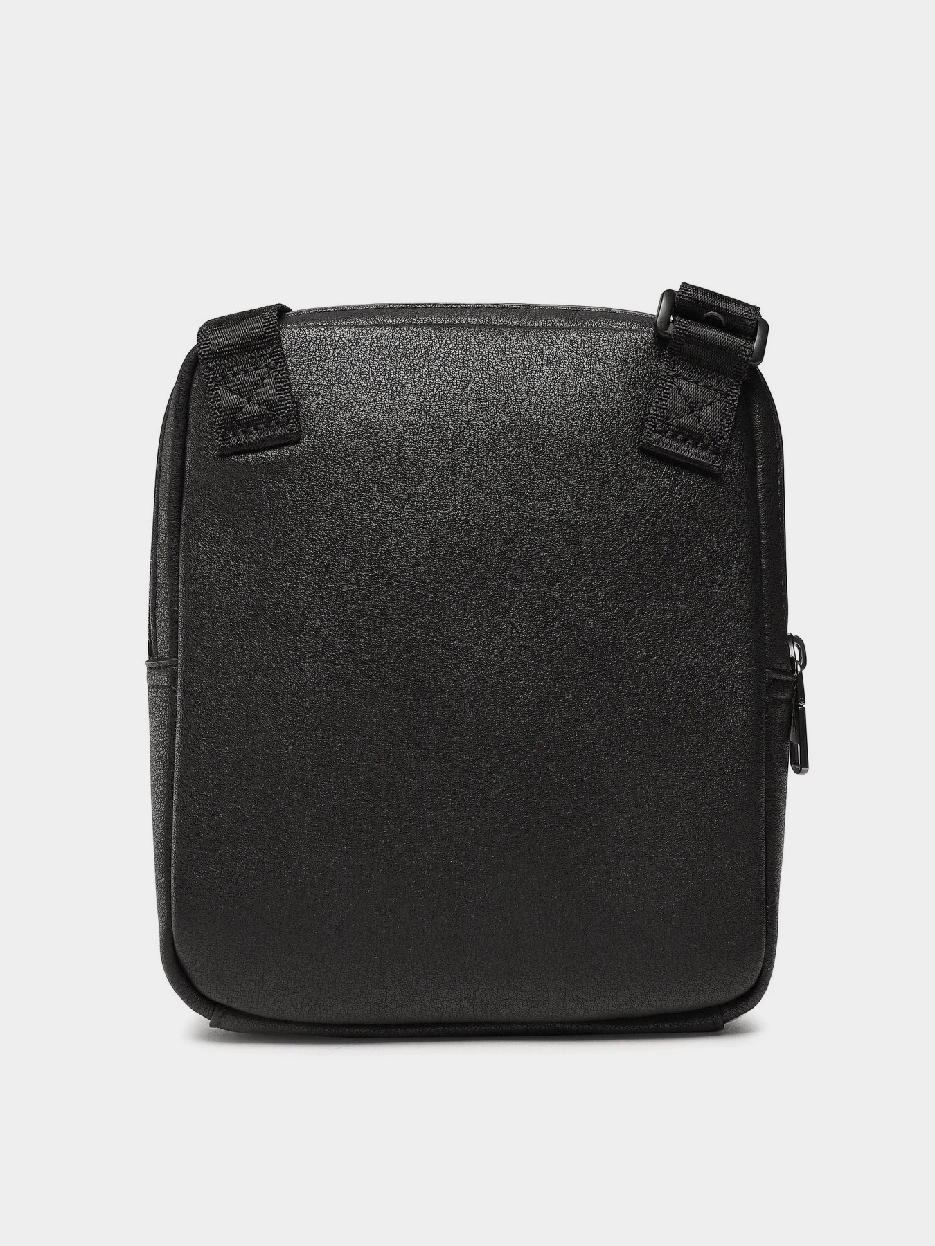 Мессенджер Calvin Klein Explorer Reporter 18 Pu модель K50K510110-BDS Мессенджер Calvin Klein Explorer Reporter 18 Pu модель K50K510110-BDS Фото