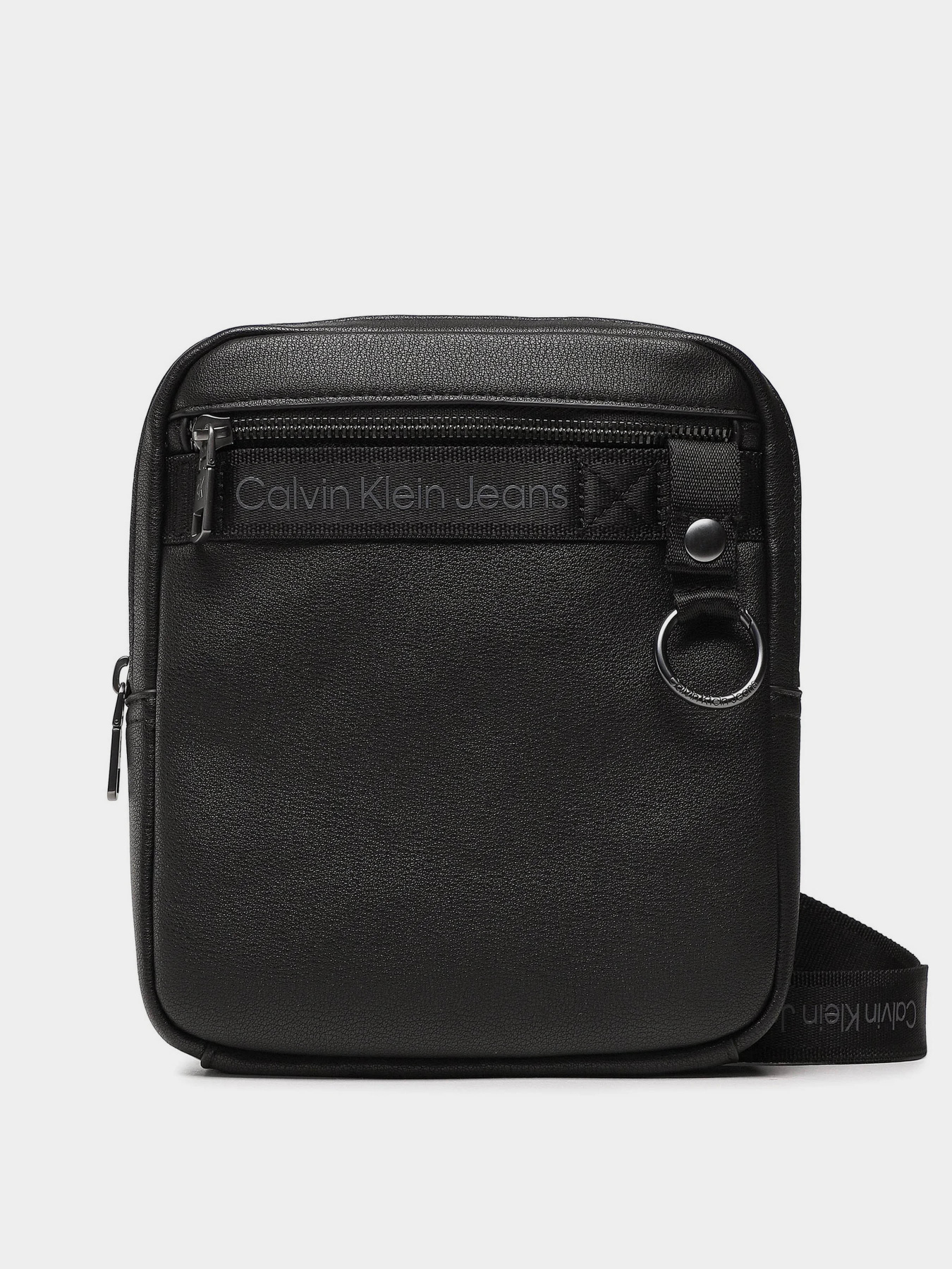 Мессенджер Calvin Klein Explorer Reporter 18 Pu модель K50K510110-BDS Мессенджер Calvin Klein Explorer Reporter 18 Pu модель K50K510110-BDS Фото