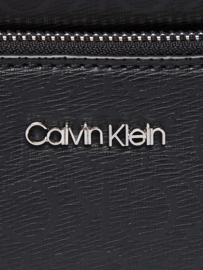 Кросс-боди Calvin Klein Ck Must Camera Bag Lg Epi Mono модель K60K609895-0GJ — фото 4 - INTERTOP