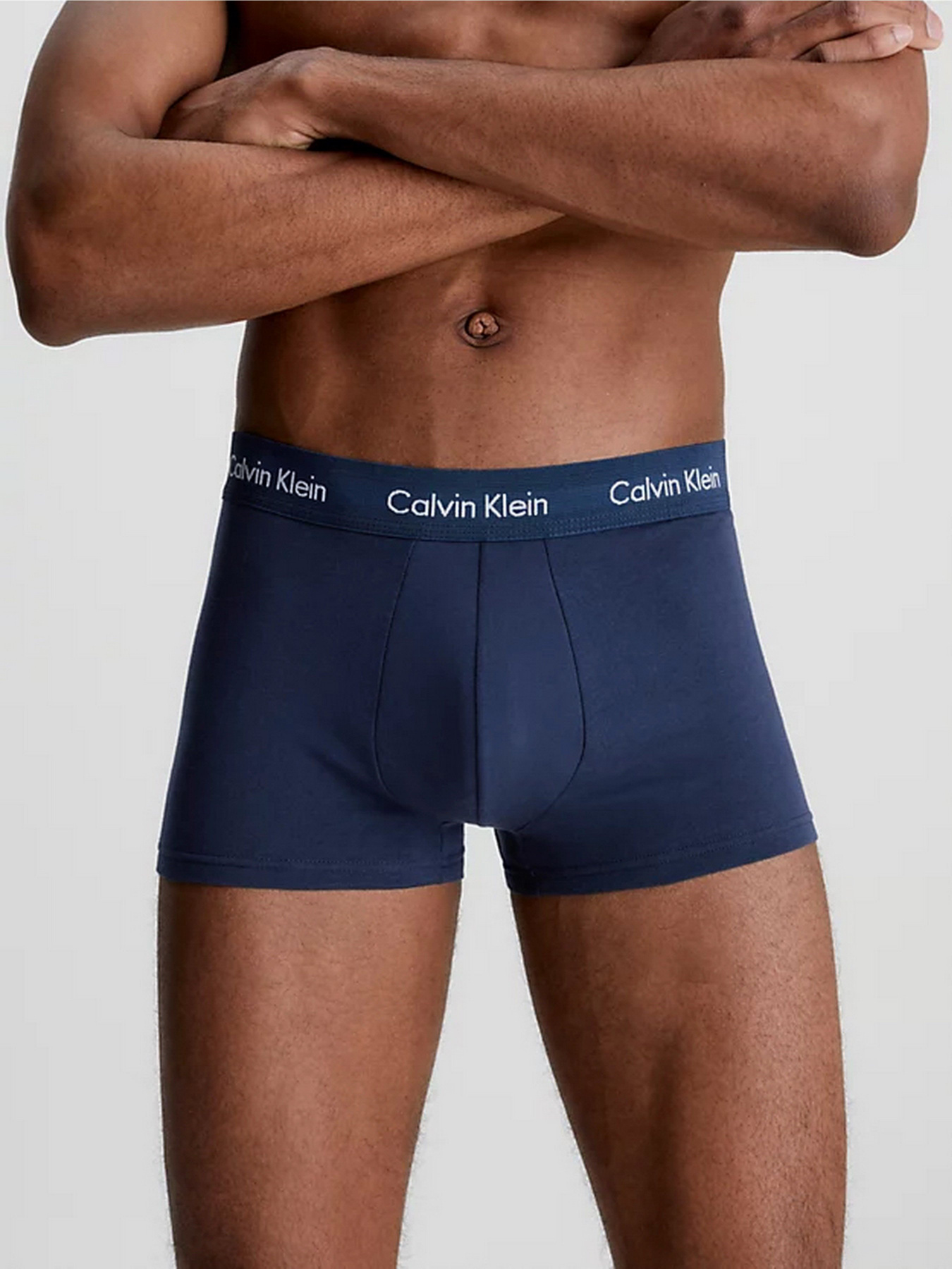 Набор трусов Calvin Klein Underwear 3p Low Rise Trunk модель 0000U2664G-4KU Фото