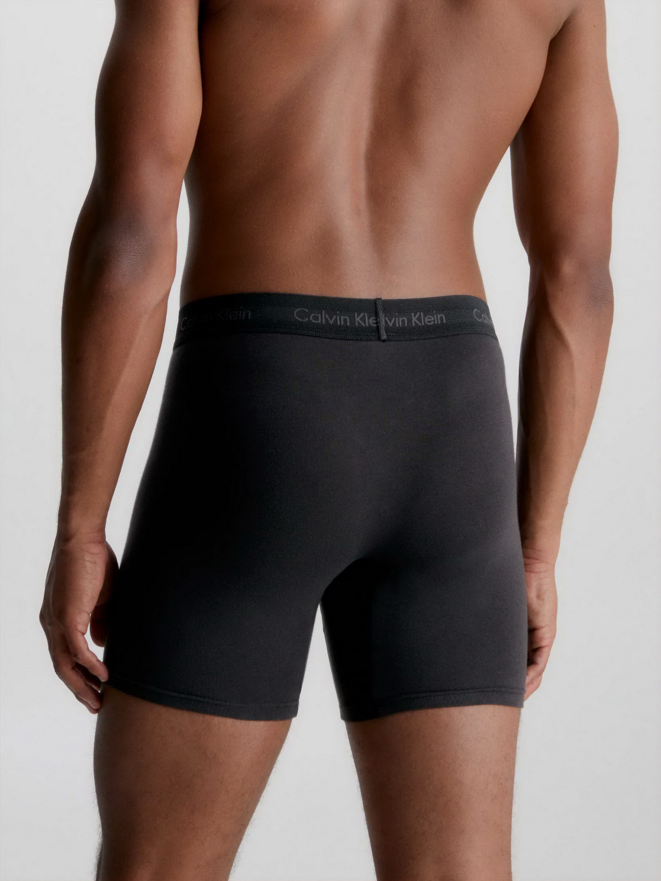 Набір трусів Calvin Klein Underwear 3P Boxer Brief Boxer Short модель 000NB1770A-H4W Фото