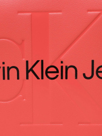 Кросс-боди Calvin Klein Sculpted Camera Bag8 Mono модель K60K610275-TCO Фото