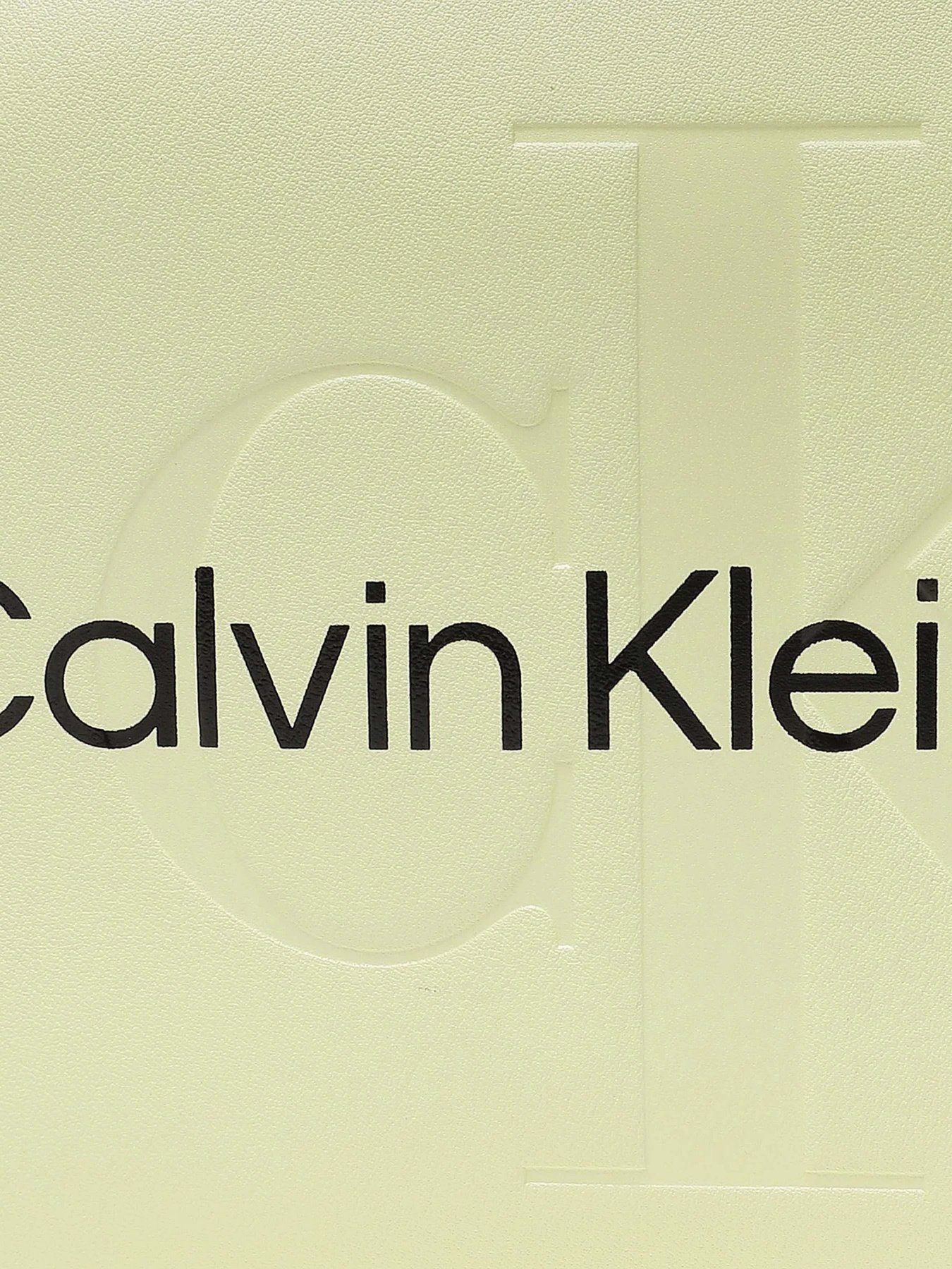 Кросс-боди Calvin Klein Sculpted 
Camera Bag8 
Mono 
K60K610275 модель K60K610275-ZCW Фото