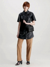 Сумка Calvin Klein Sculpted Boxy Flap Cb20 Mono модель K60K610829-0GJ Фото