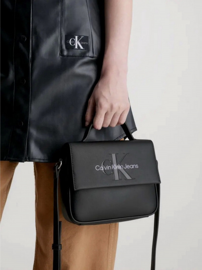 Сумка Calvin Klein Sculpted Boxy Flap Cb20 Mono модель K60K610829-0GJ — фото 3 - INTERTOP