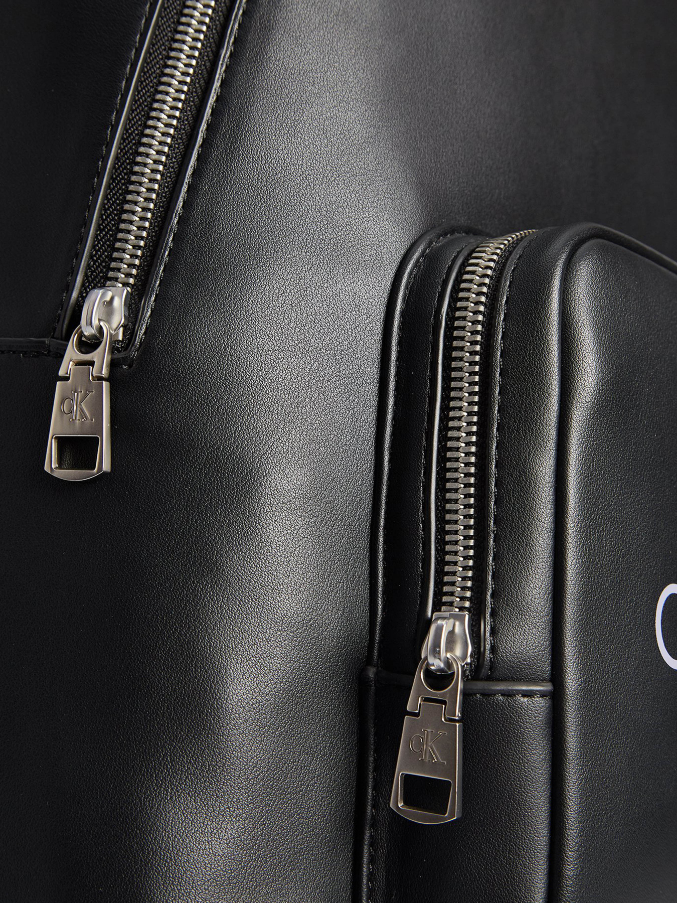 Повсякденний рюкзак Calvin Klein Sculpted Campus Bp40 Mono модель K60K608375-01F Фото