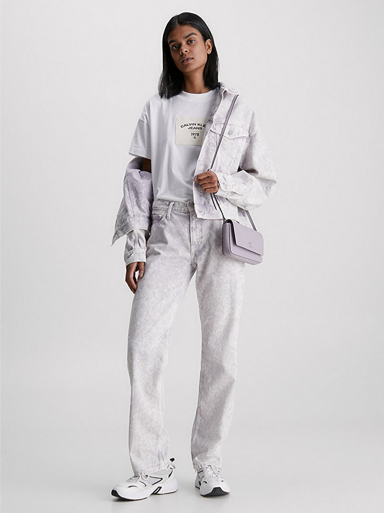 Крос-боді Calvin Klein Minimal Monogram Wallet W/Strap модель K60K610704-PC1 Фото