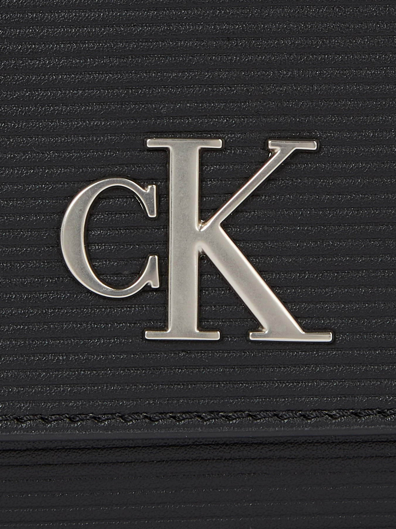 Кошелек Calvin Klein Minimal Monogramwallet W/Strap T модель K60K611238-BDS Кошелек Calvin Klein Minimal Monogramwallet W/Strap T модель K60K611238-BDS Фото