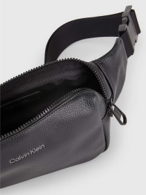 Поясна сумка Calvin Klein Must Wa/Stbag модель K50K508688-BAX Фото