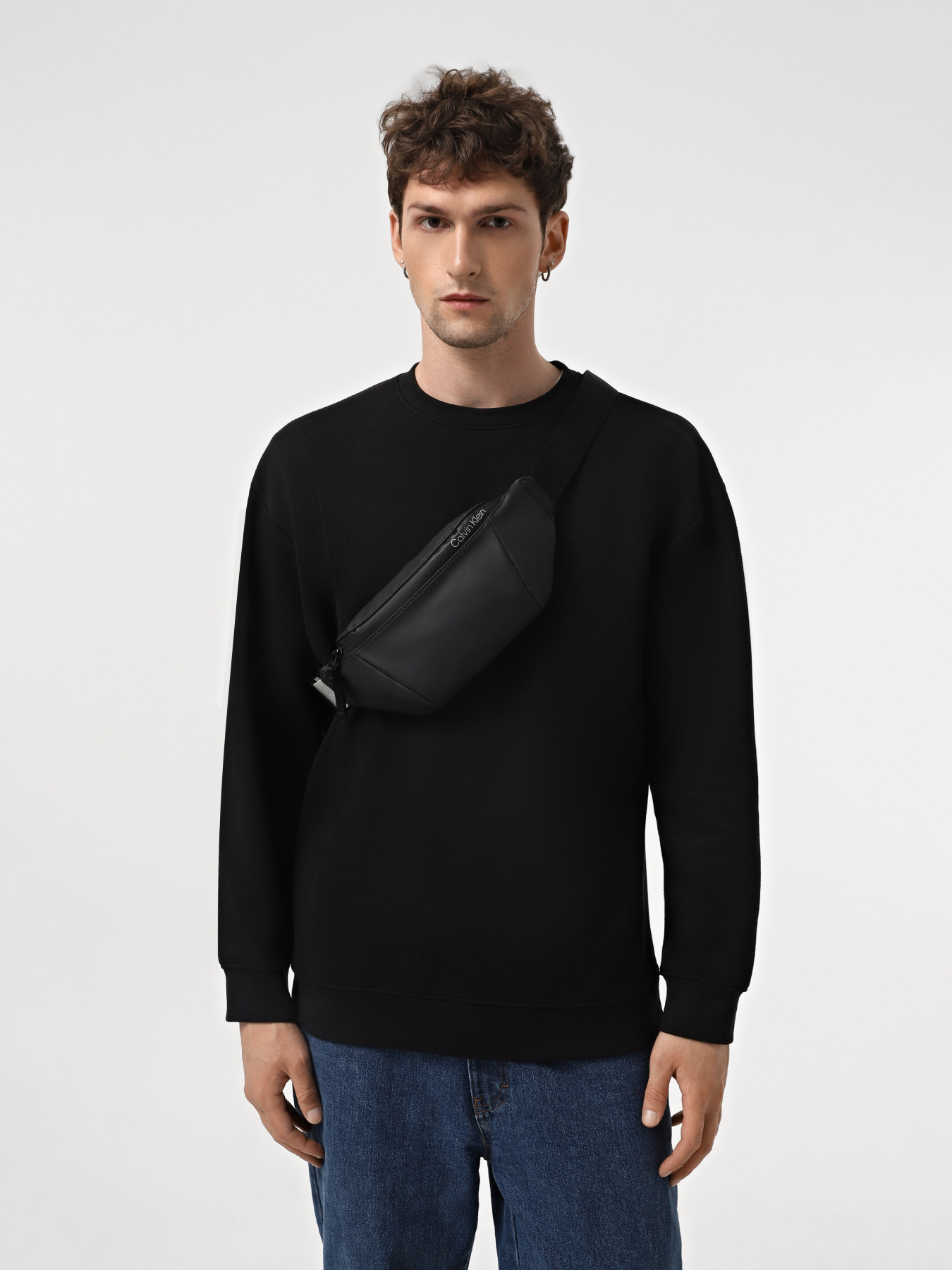 Поясная сумка Calvin Klein Rubberized Waistbag модель K50K510799-BAX Фото