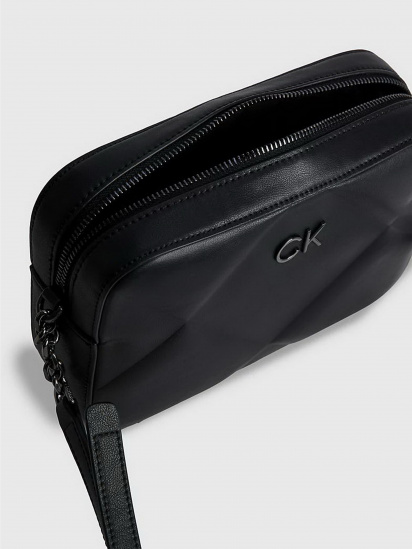 Крос-боді Calvin Klein Re-Lock Quilt Camera Bag модель K60K610767-BAX — фото 3 - INTERTOP