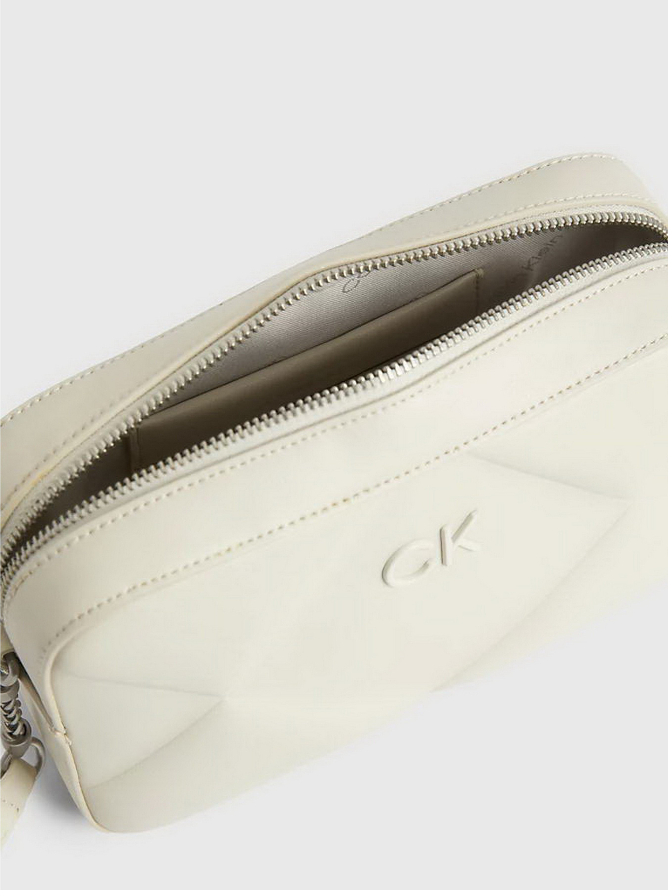 Крос-боді Calvin Klein Re-Lock Quilt Camera Bag модель K60K610767-PC4 Фото