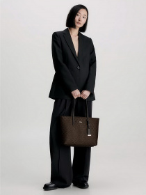 Шоппер Calvin Klein Ck Must Shopper Md Mono модель K60K610923-0HD Фото