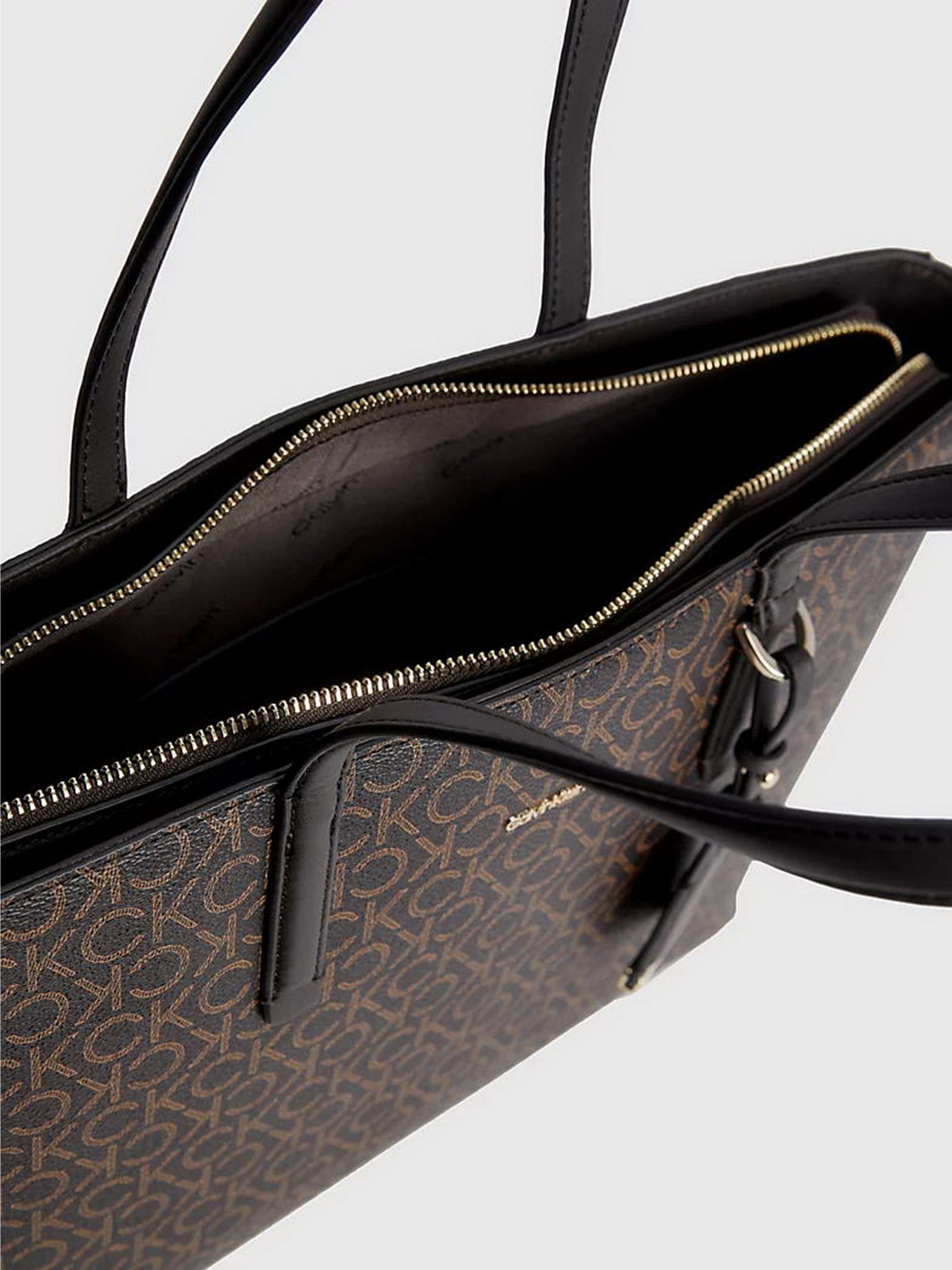 Шопер Calvin Klein Ck Must Shopper Md Mono модель K60K610923-0HD Фото