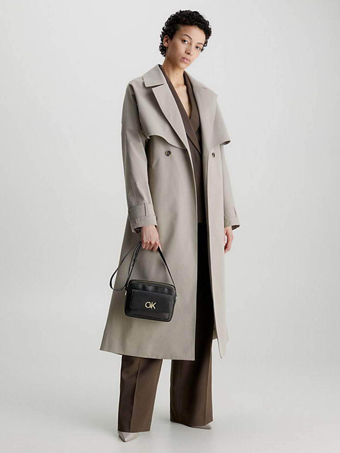 Кросс-боди Calvin Klein Re-Lock Camera Bag W/Flap модель K60K611083-BAX Фото