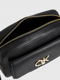 Крос-боді Calvin Klein Re-Lock Camera Bag W/Flap модель K60K611083-BAX Фото