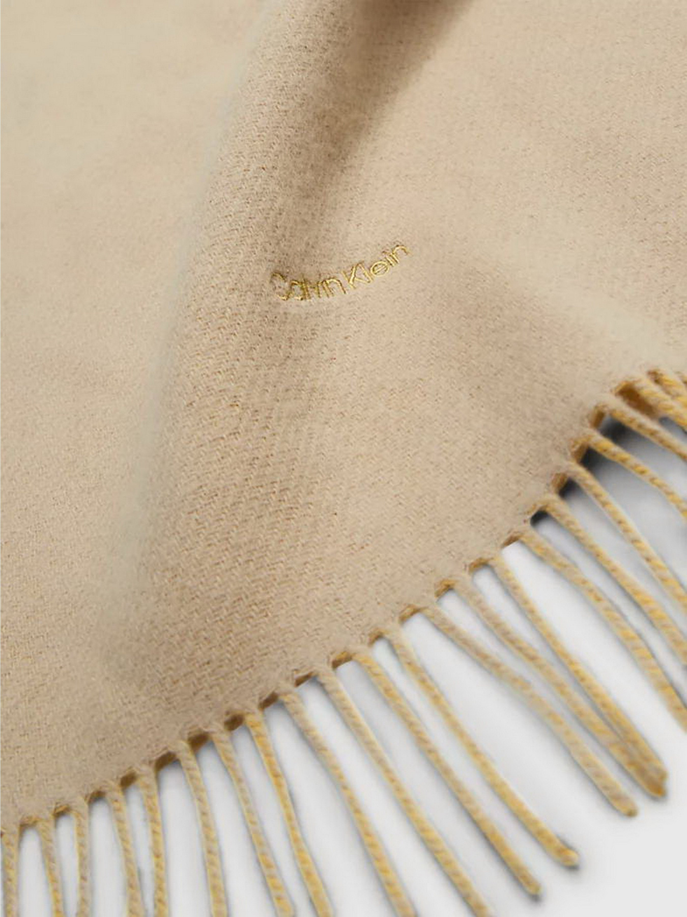 Шарф Calvin Klein Fringes Two Tones Scarf модель K60K611111-PBP Фото