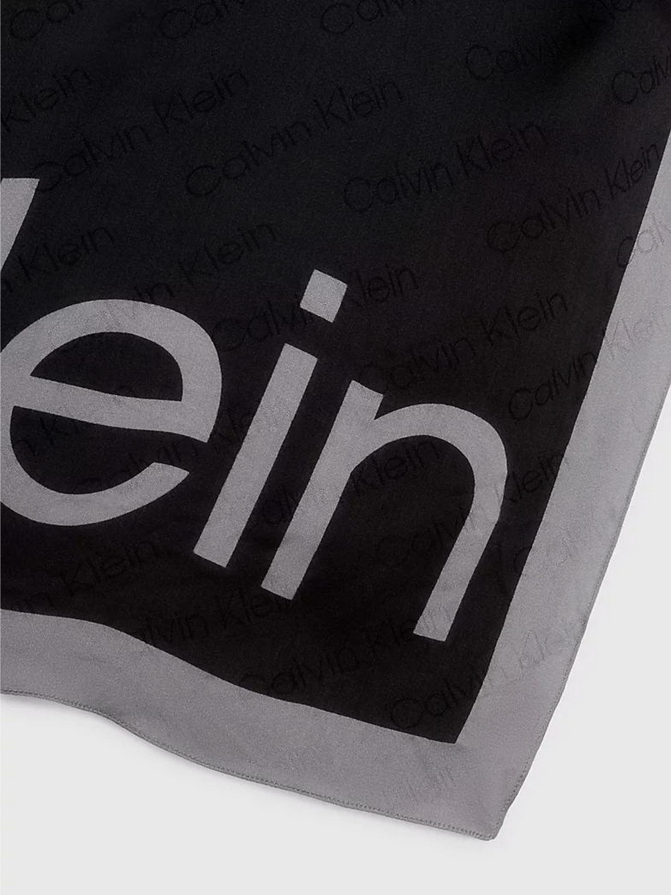 Шарф Calvin Klein Aop Logo Jaquard Scarf модель K60K611125-BAX Фото