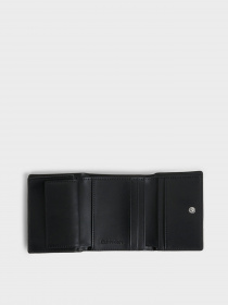 Кошелек Calvin Klein Re-Lock Trifold Xs Emb модель K60K611321-BAX Фото