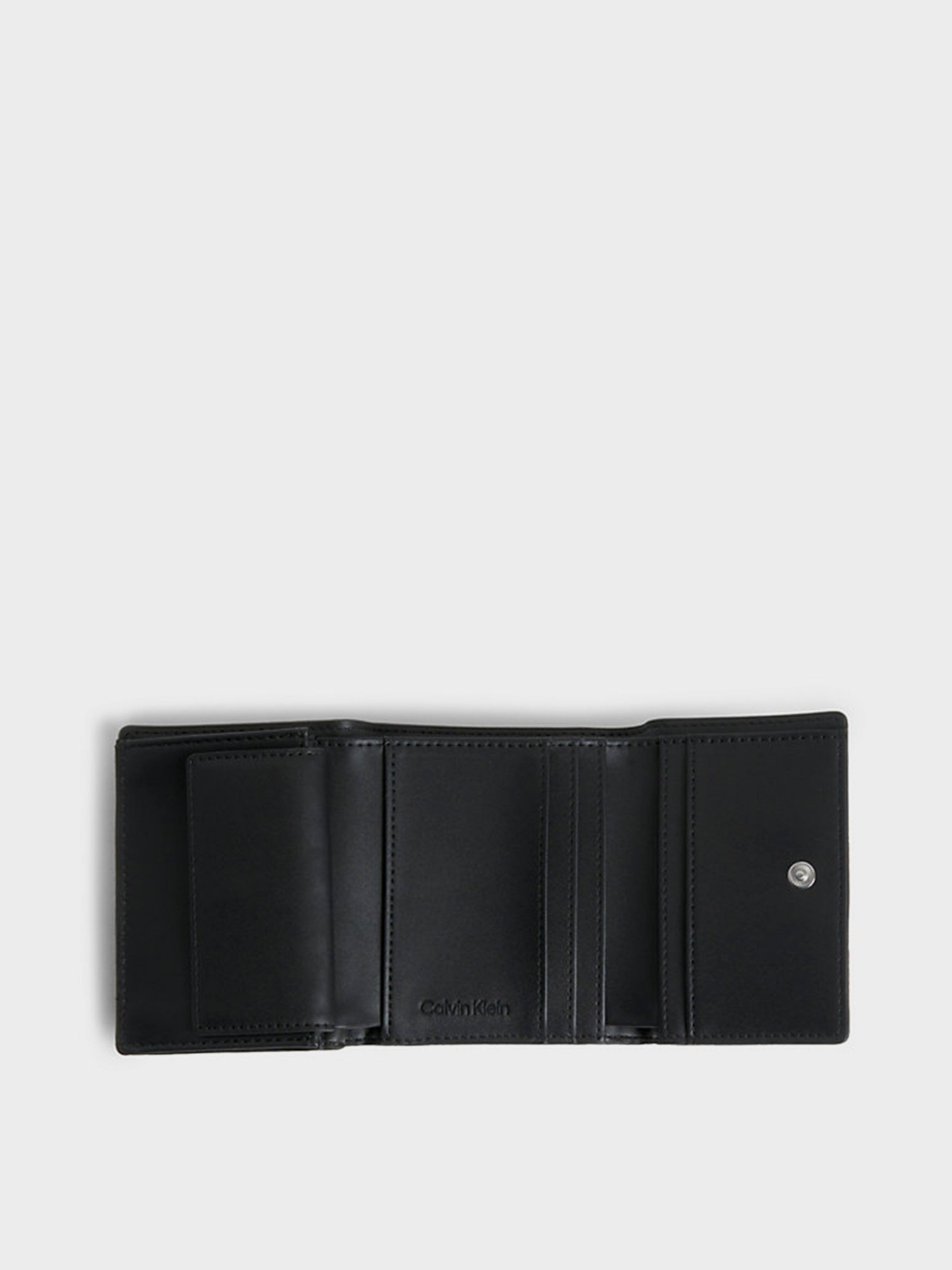 Кошелек Calvin Klein Re-Lock Trifold Xs Emb модель K60K611321-BAX Кошелек Calvin Klein Re-Lock Trifold Xs Emb модель K60K611321-BAX Фото