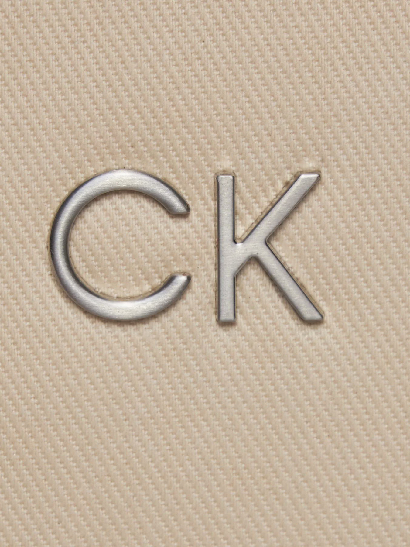 Крос-боді Calvin Klein Re-Lock Seasonal Xbody Sm_Canvas модель K60K611793-PC4 Фото