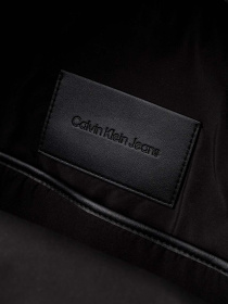 Повседневный рюкзак Calvin Klein Monogram Soft Campus Bp40 модель K50K511522-BEH Повседневный рюкзак Calvin Klein Monogram Soft Campus Bp40 модель K50K511522-BEH Фото