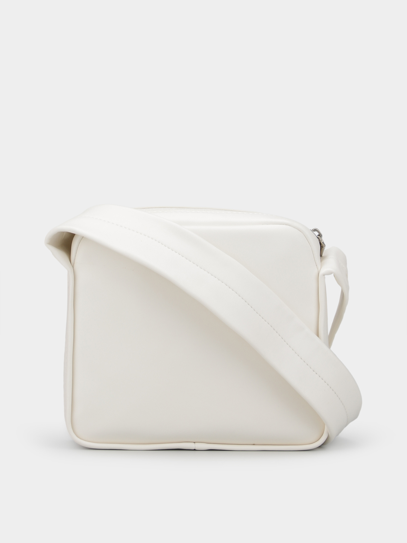 Крос-боді Calvin Klein Block Sq Camerabag21 Pu модель K60K611468-YAF Фото