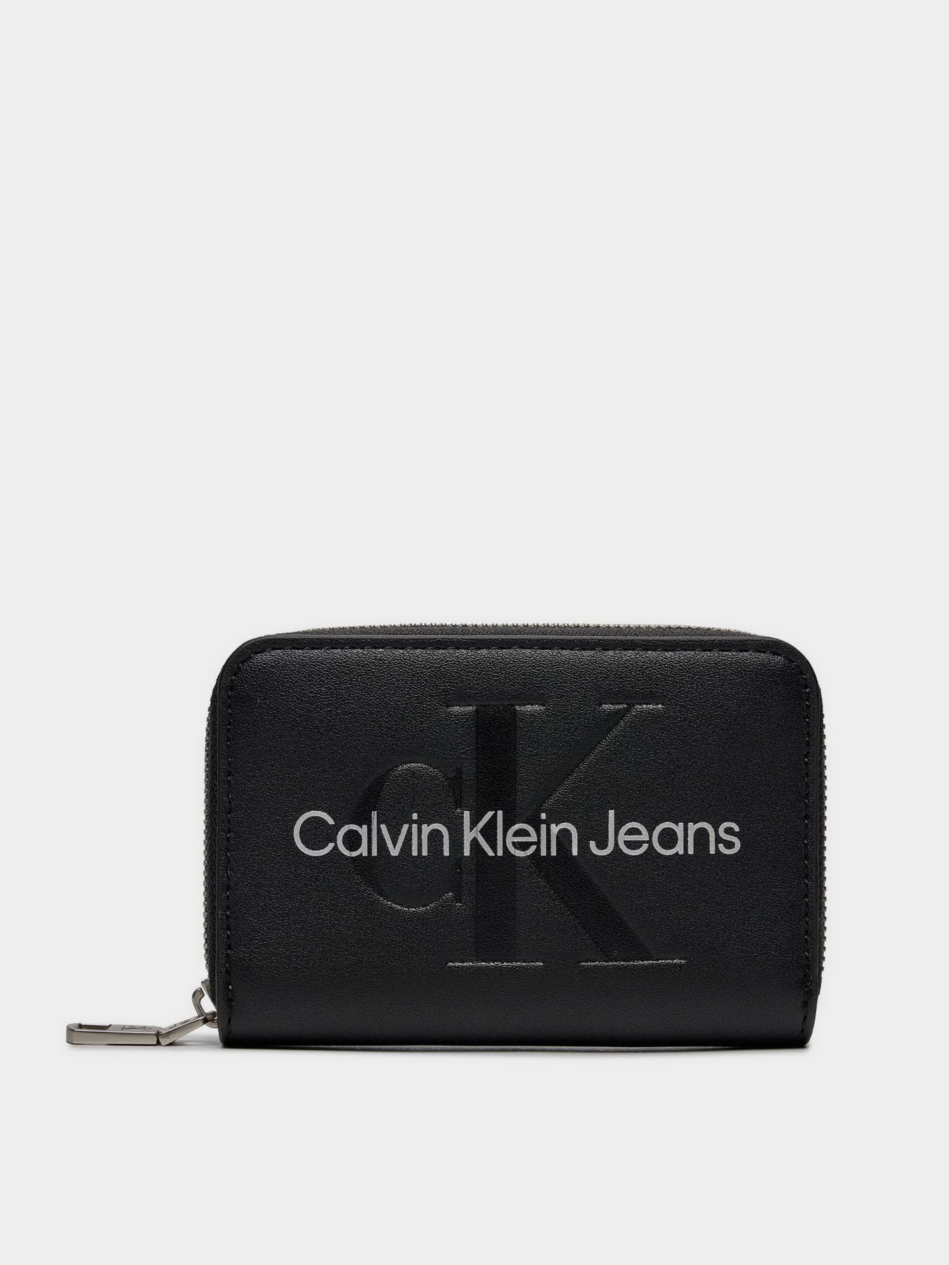 Гаманець Calvin Klein Sculpted Med Zip Around Mono модель K60K607229-0GL Фото