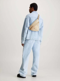 Кросс-боди Calvin Klein Metaforms Rounded Cb Sling38 модель K50K511733-PF2 Кросс-боди Calvin Klein Metaforms Rounded Cb Sling38 модель K50K511733-PF2 Фото