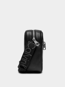 Крос-боді Calvin Klein Ultralight Sq Camera Bag18 Pu модель K50K511788-BEH Фото