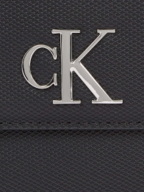 Кросс-боди Calvin Klein Minimal Monogram Saddle Bag22 T модель K60K611961-BEH Кросс-боди Calvin Klein Minimal Monogram Saddle Bag22 T модель K60K611961-BEH Фото